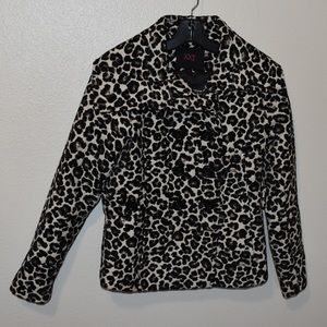 Forever 21 animal print coat ❗️$5 Sale ❗️